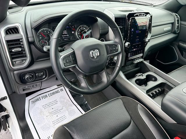 Used 2023 RAM 1500 Laramie AWD/4WD image 10