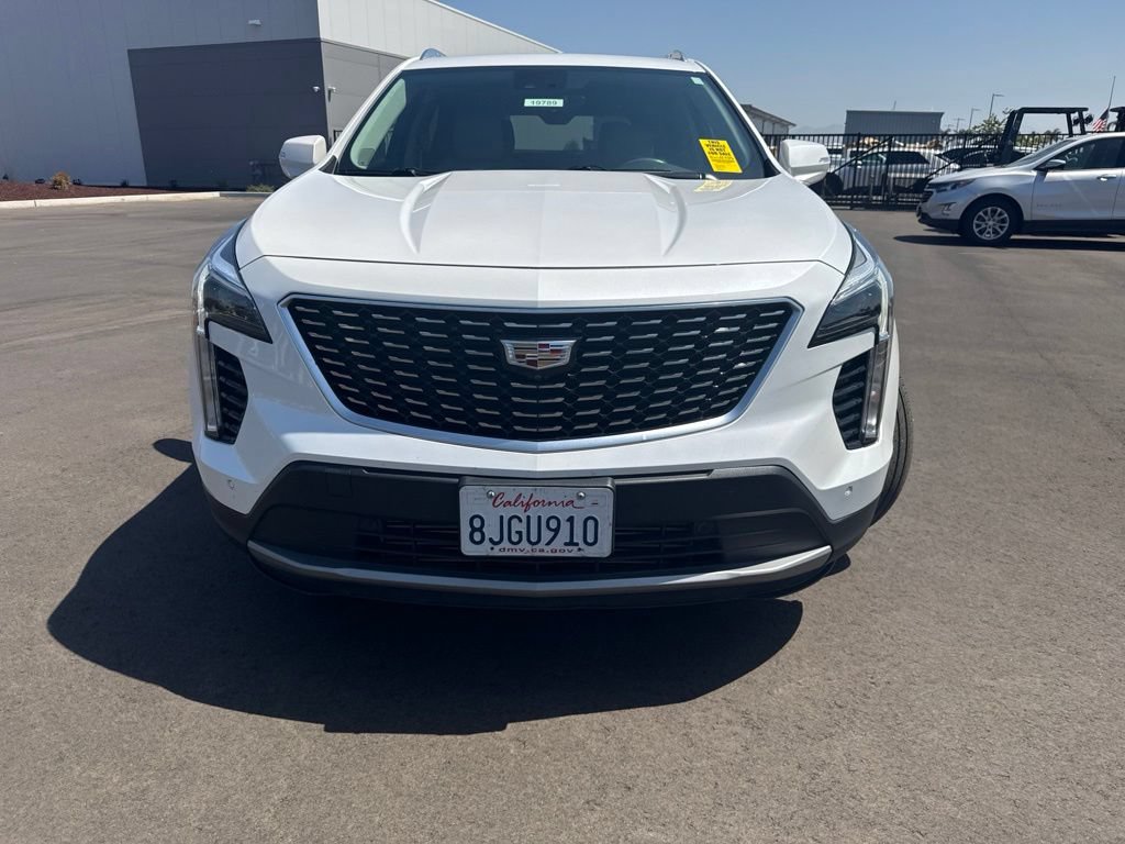 Used 2019 Cadillac XT4 Premium Luxury w/ Enhanced Visibility Package FWD image 12