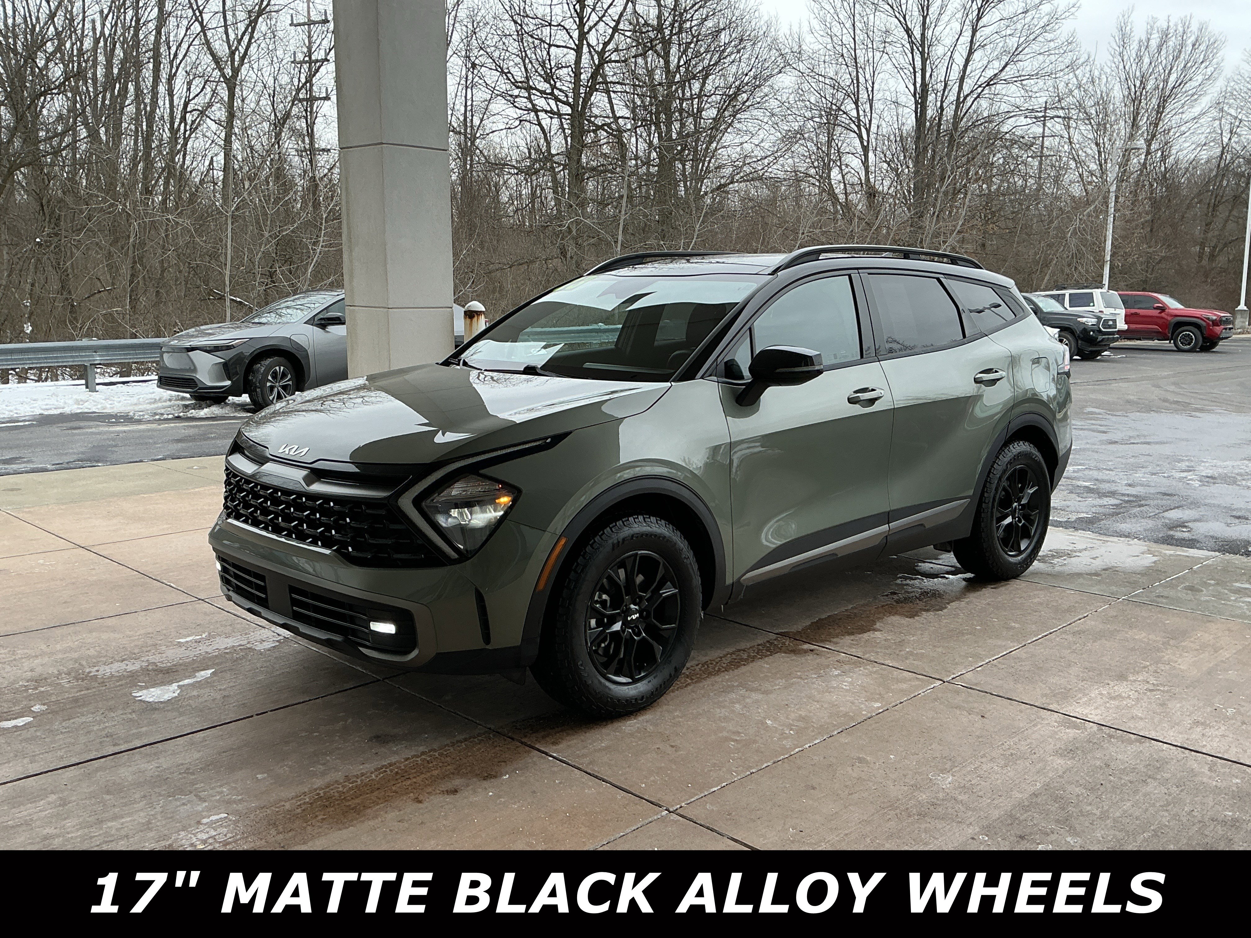 Used 2023 Kia Sportage X-Pro image 3