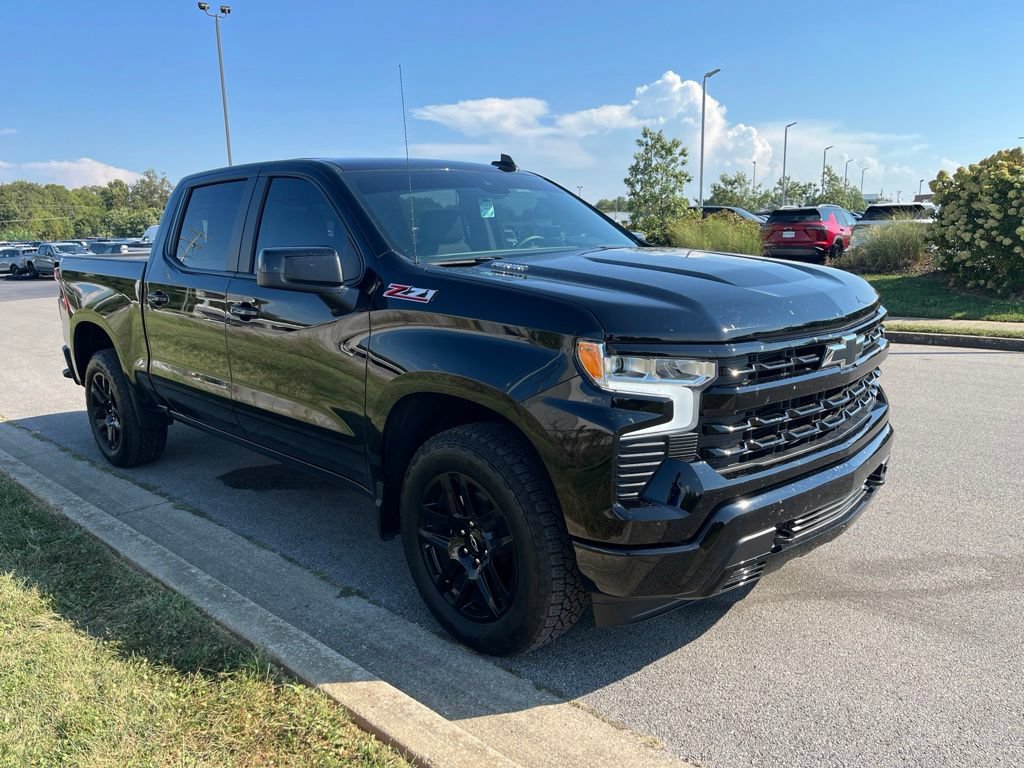 Used 2026 Chevrolet Silverado 1500 RST w/ Convenience Package II AWD/4WD image 2