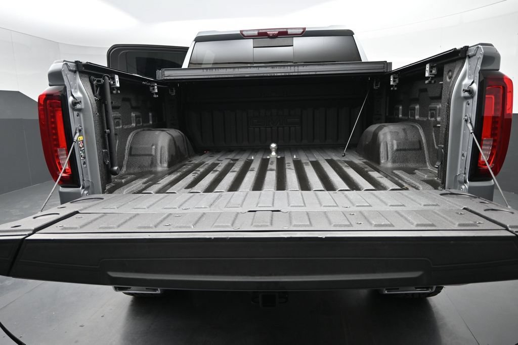 Used 2025 GMC Sierra 1500 AT4 w/ AT4 Premium Package AWD/4WD image 14