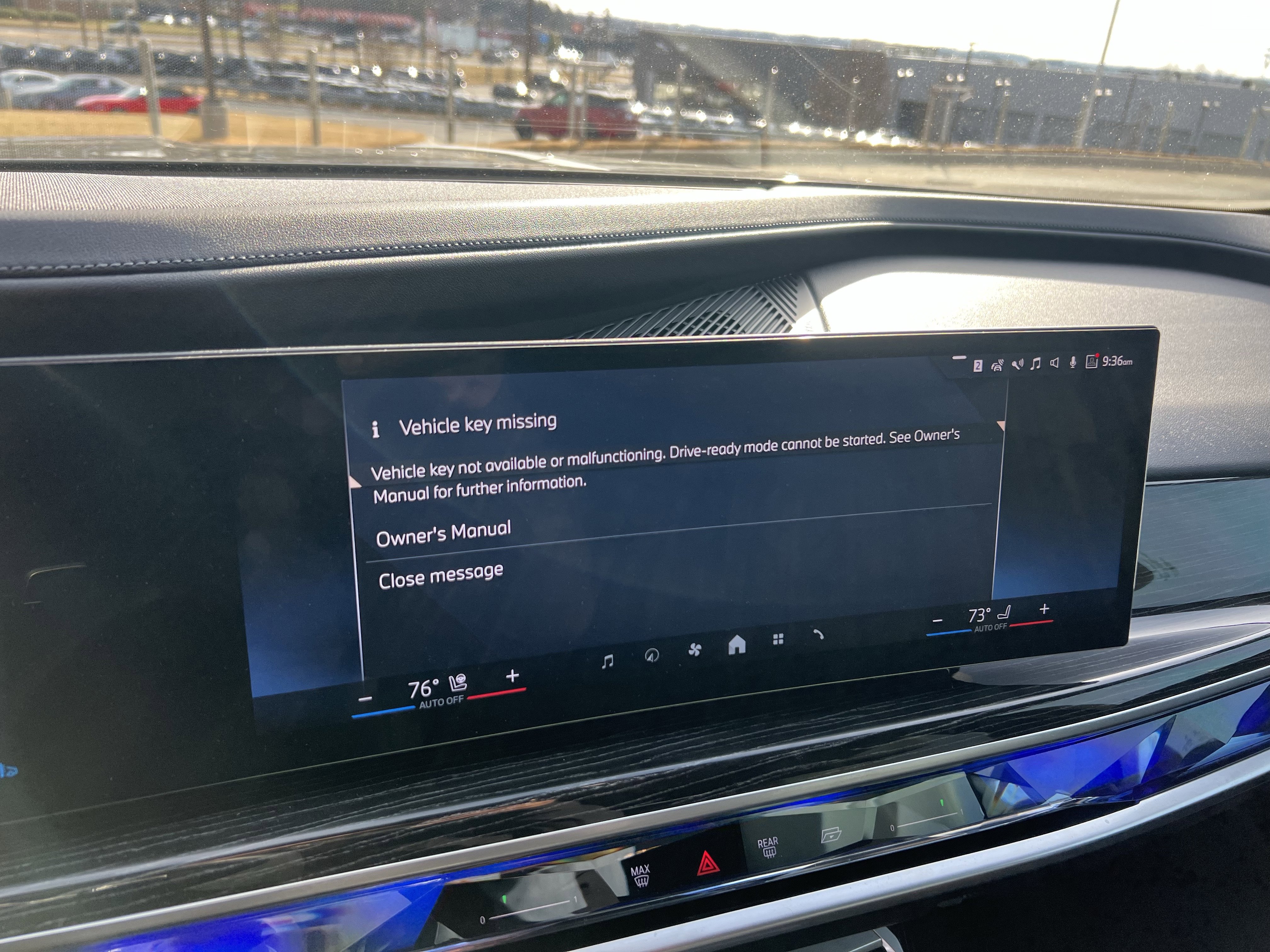 Used 2023 BMW 740i w/ Executive Package image 25