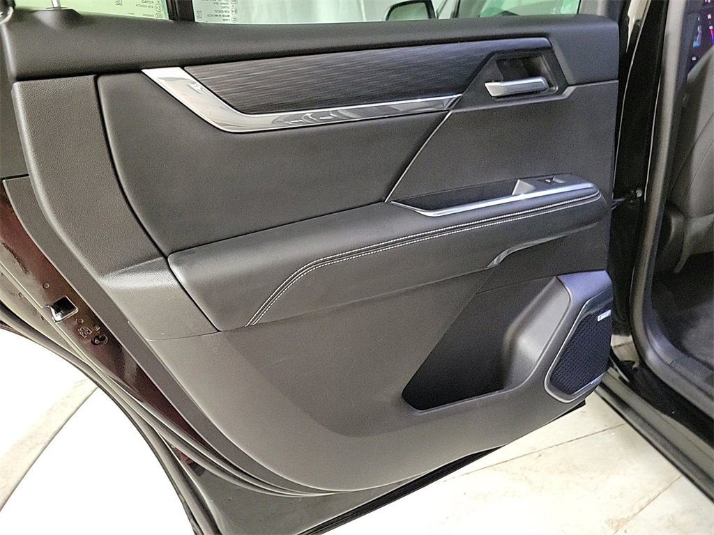 Certified 2025 GMC Acadia Elevation image 22