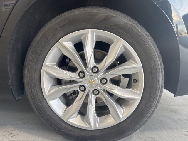 Used 2024 Chevrolet Malibu LT image 9