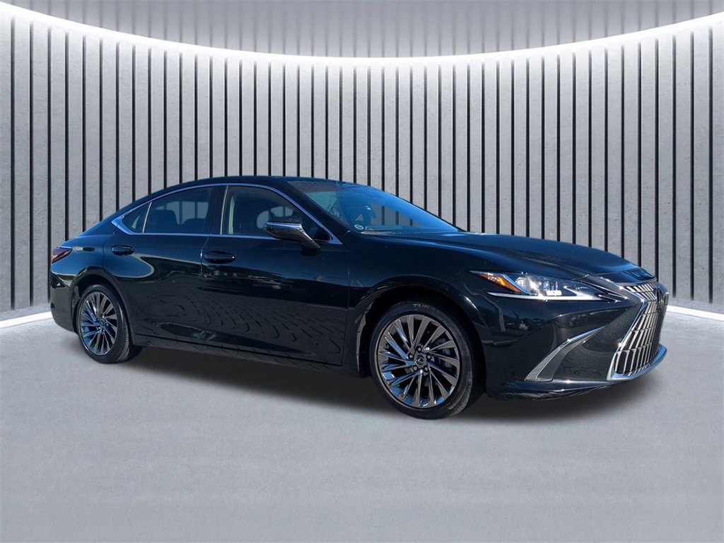 Used 2024 Lexus ES 350 Luxury image 3