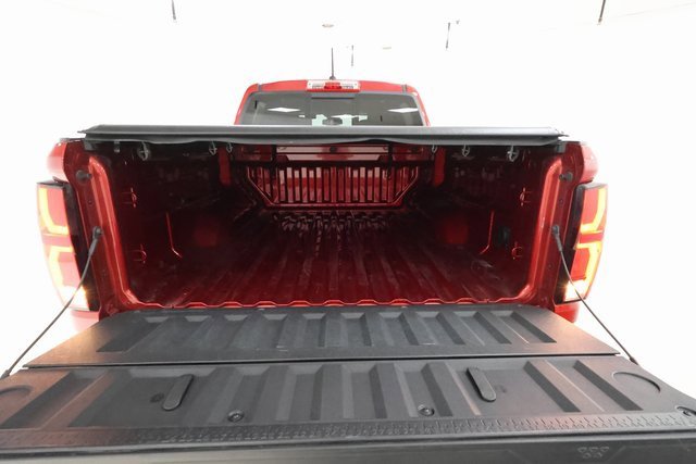 Used 2024 Chevrolet Colorado Z71 w/ Z71 Convenience Package 2 image 17