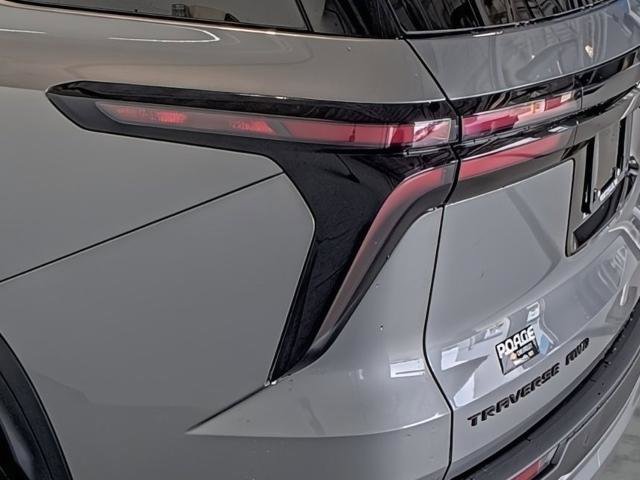 New 2026 Chevrolet Traverse Z71 w/ Driver Confidence Package AWD/4WD image 10