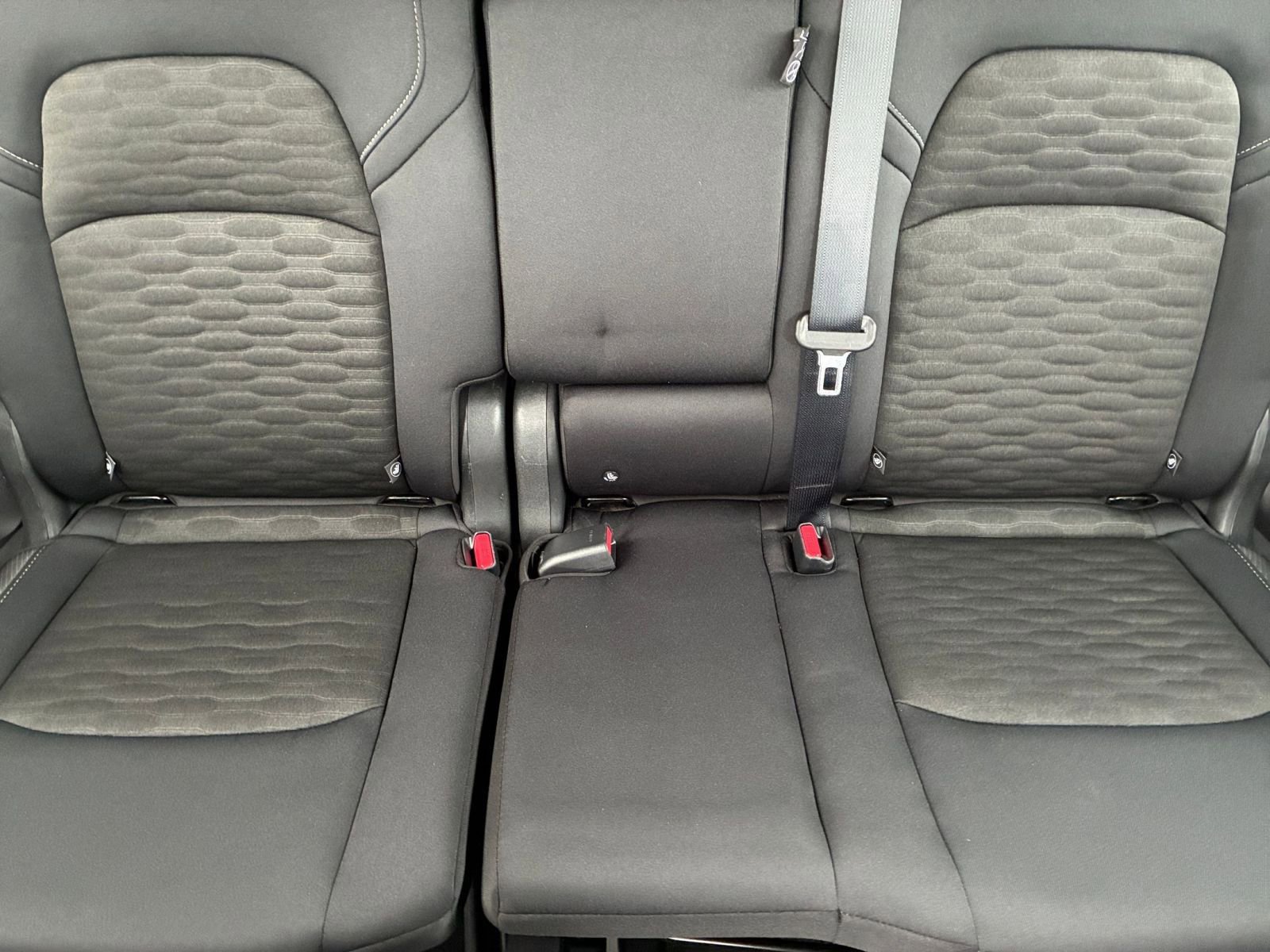 Used 2025 Nissan Pathfinder SV AWD/4WD image 41