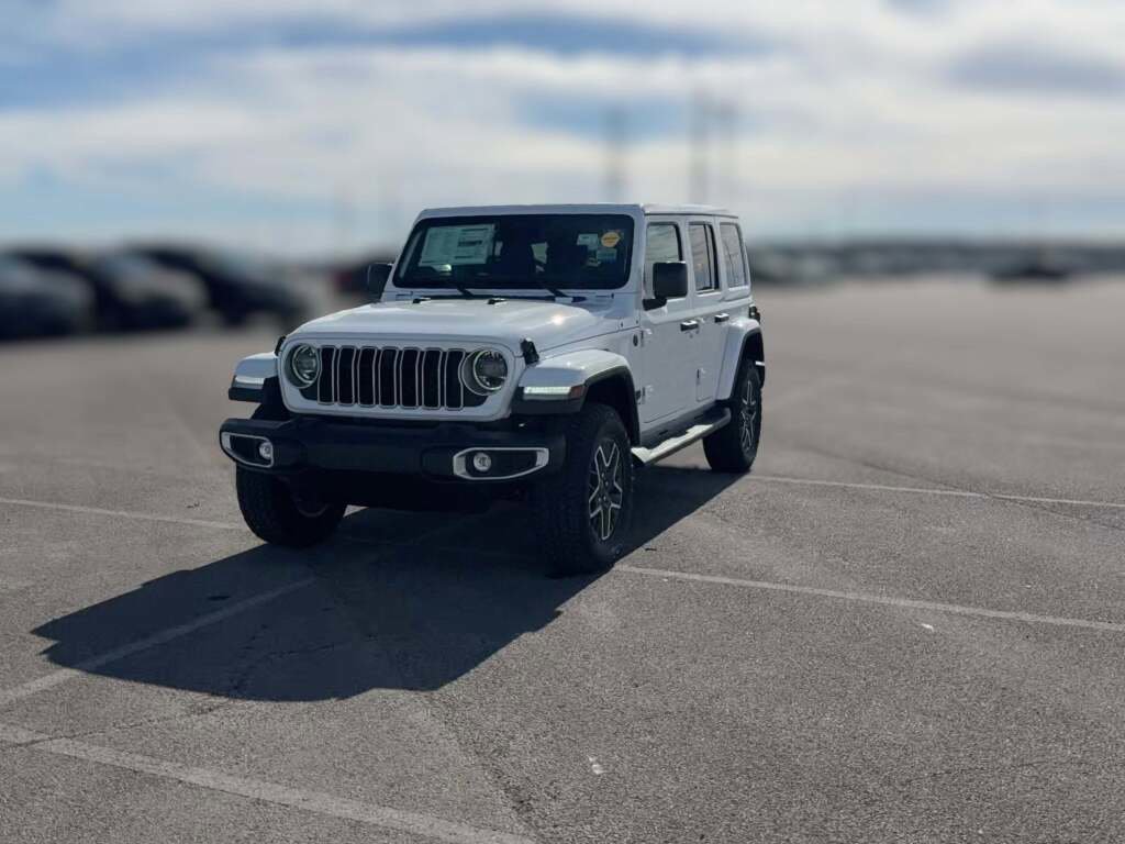 New 2026 Jeep Wrangler Sahara image 3