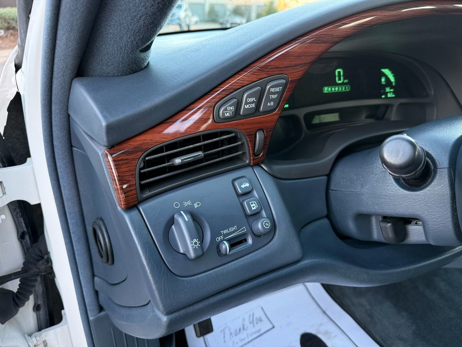 Used 2002 Cadillac De Ville image 40