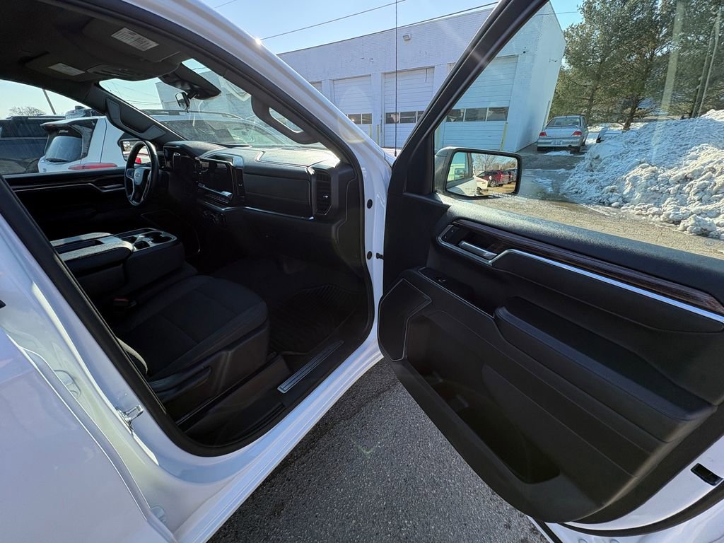 Used 2025 Chevrolet Silverado 1500 LT w/ Work Truck Package image 40