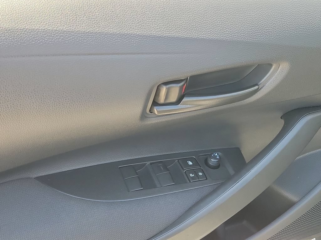 Certified 2025 Toyota Corolla LE w/ Convenience Package FWD image 20