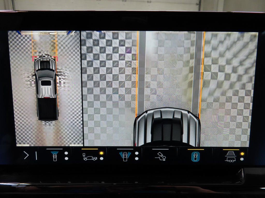 Used 2023 Chevrolet Silverado 1500 ZR2 image 18