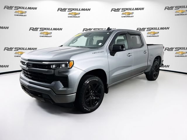 Used 2024 Chevrolet Silverado 1500 RST AWD/4WD image 3