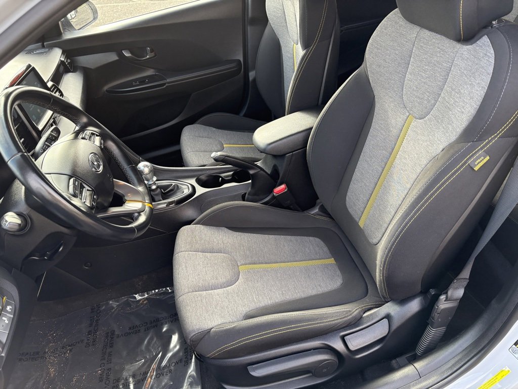 Used 2020 Hyundai Veloster Turbo R-Spec image 11