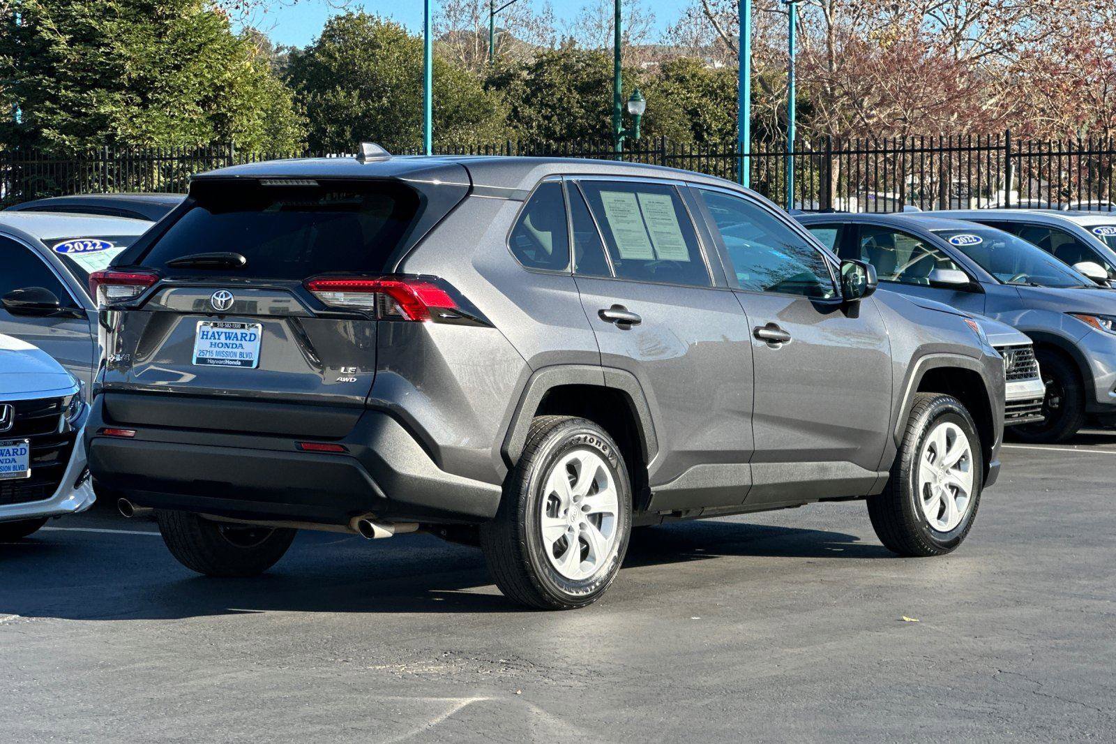 Used 2024 Toyota RAV4 LE image 3