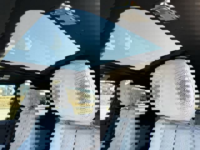 New 2026 Cadillac Lyriq Signature Luxury image 25