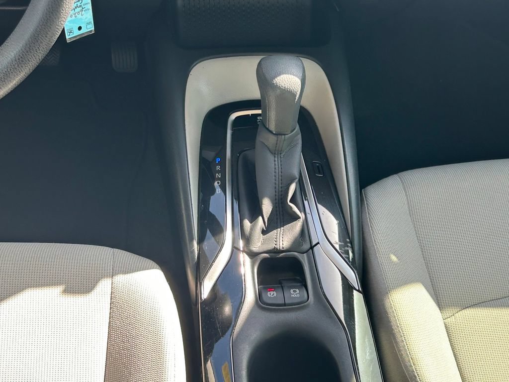 Used 2020 Toyota Corolla LE FWD image 19