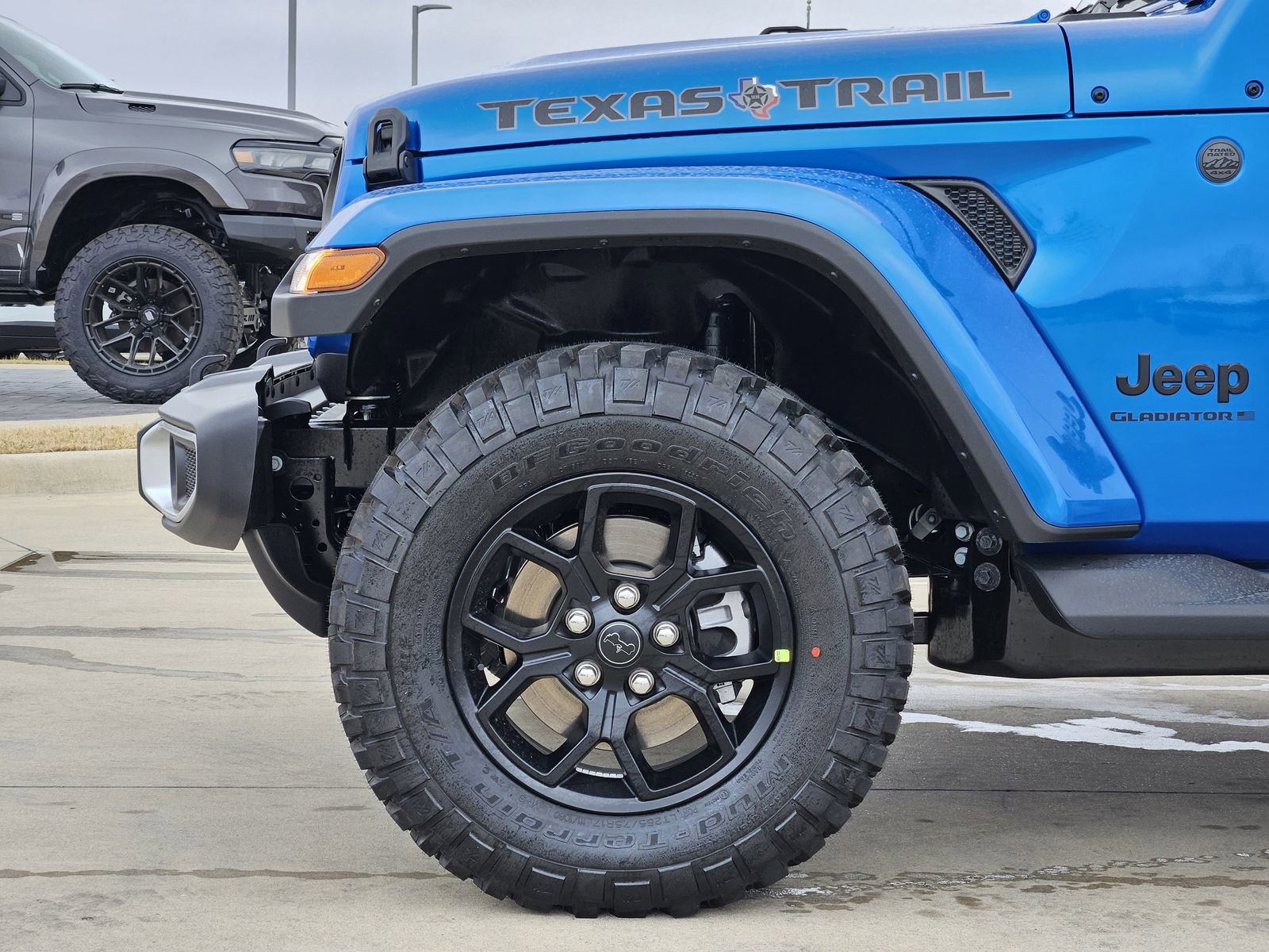 New 2026 Jeep Gladiator Mojave AWD/4WD image 11
