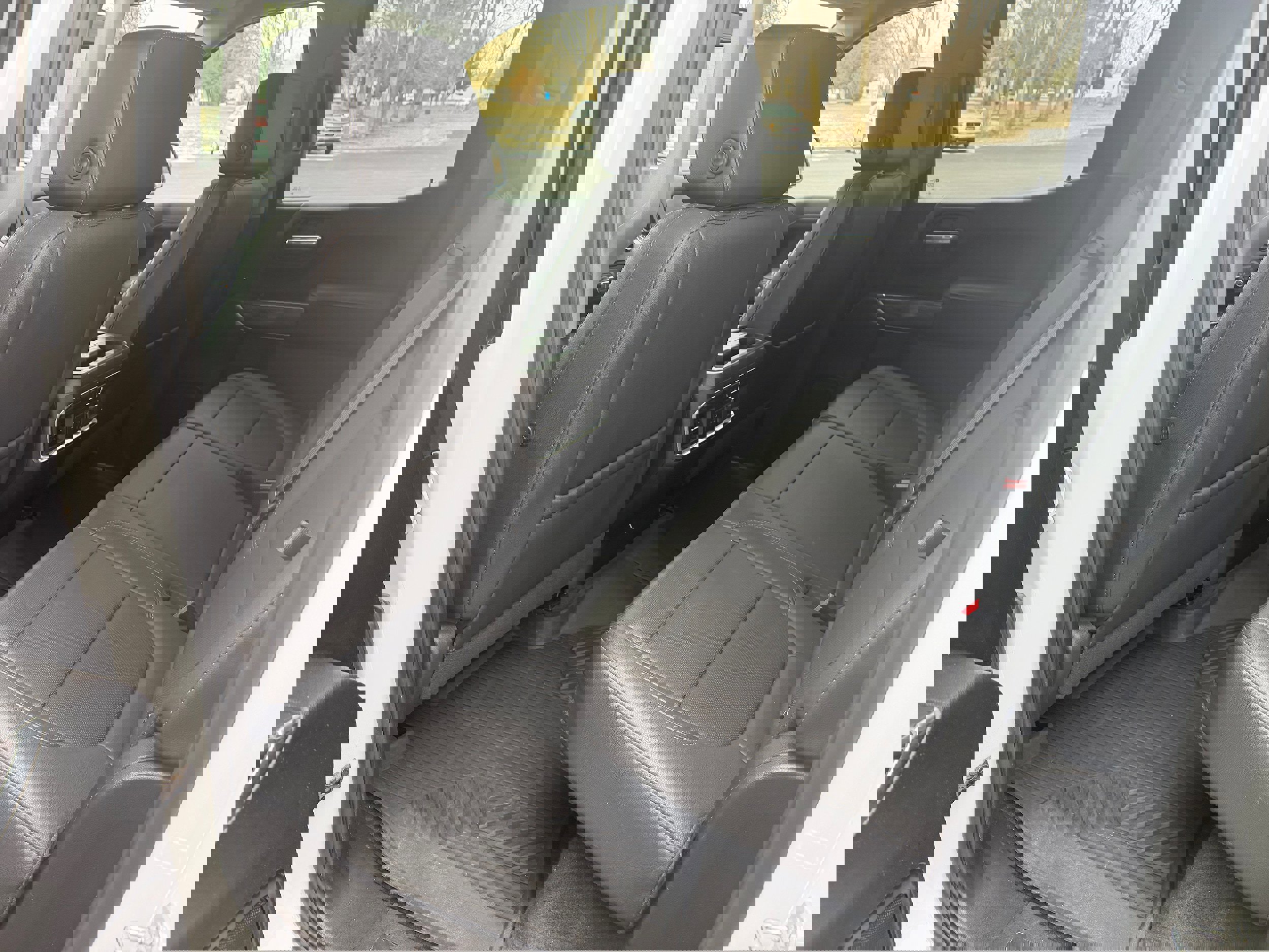 Used 2021 Chevrolet Silverado 1500 LTZ image 23