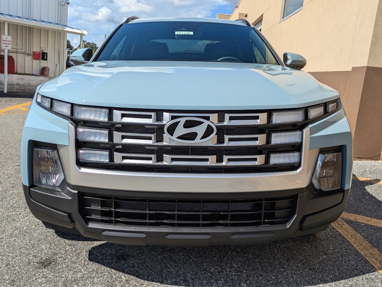 Used 2025 Hyundai Santa Cruz SEL image 9