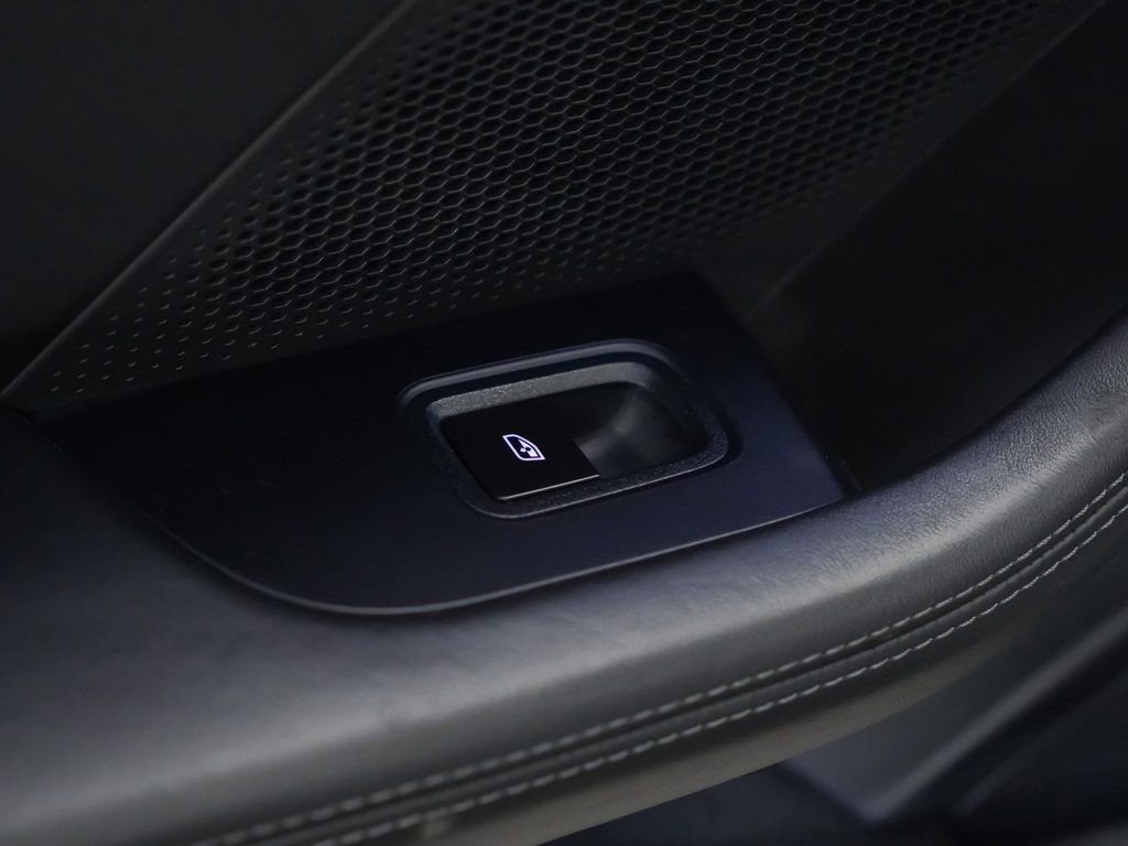 Certified 2022 Porsche Taycan 4S w/ Premium Package image 17