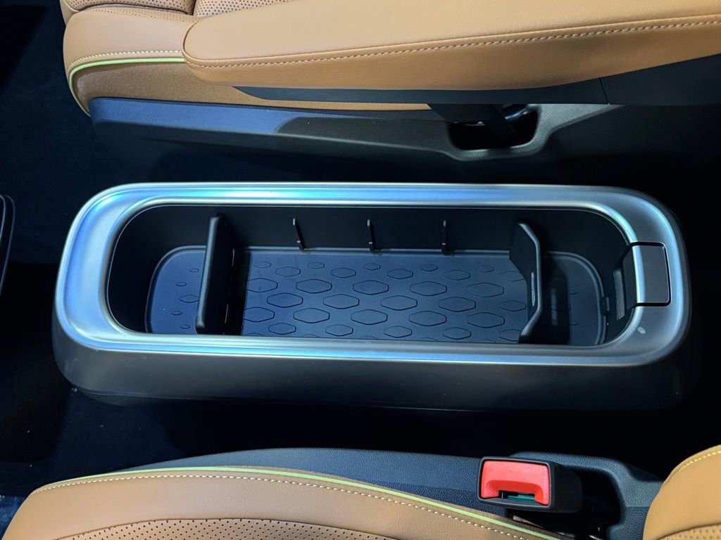 New 2025 Volkswagen ID. Buzz Pro S image 9