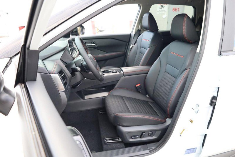 New 2026 Nissan Rogue SV image 8