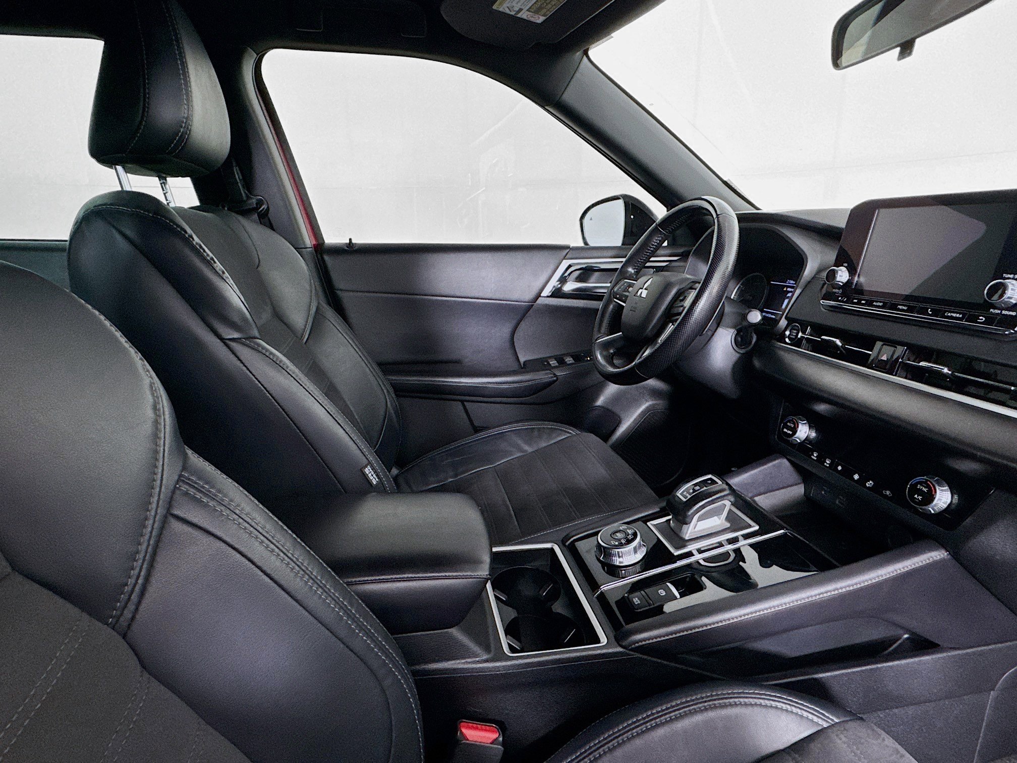 Used 2022 Mitsubishi Outlander SE FWD image 27