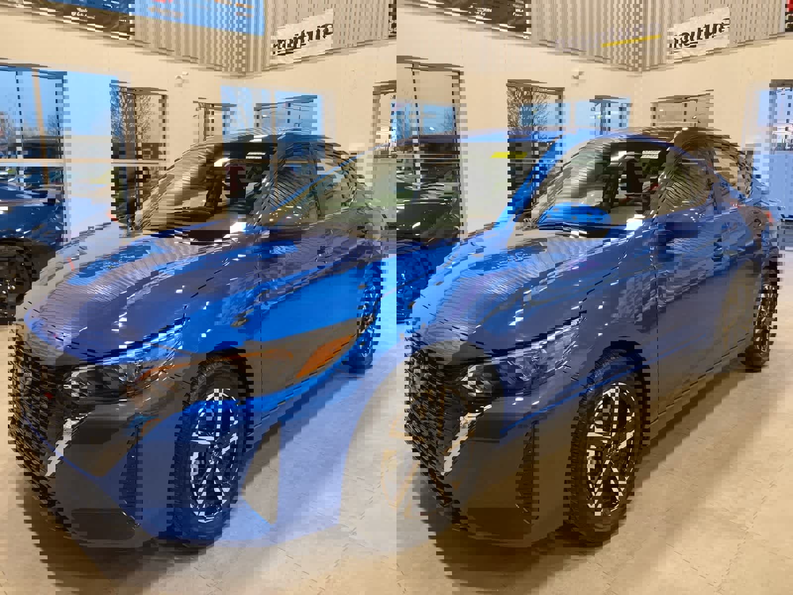 Used 2025 Nissan Sentra SV image 1