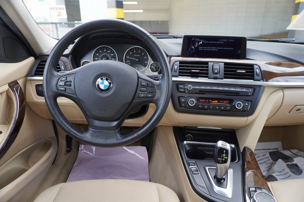 Used 2015 BMW 320i xDrive Sedan image 10
