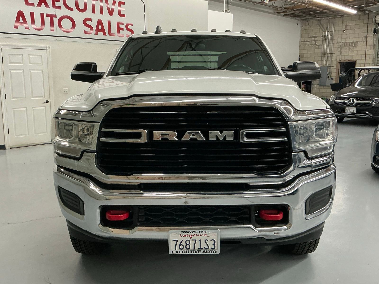 Used 2021 RAM 3500 Big Horn image 2
