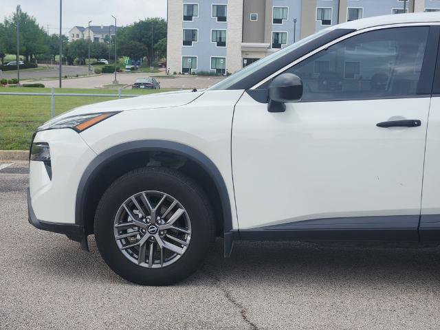 Certified 2025 Nissan Rogue S AWD/4WD image 6