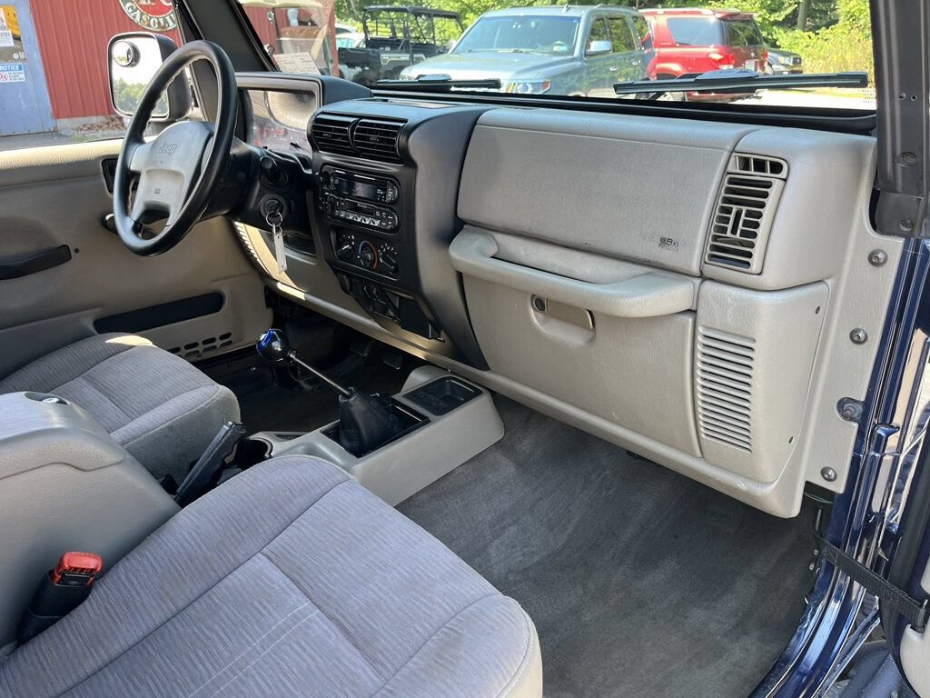 Used 2004 Jeep Wrangler X w/ Wheel Plus Group AWD/4WD image 41
