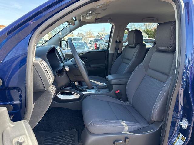 Used 2022 Nissan Frontier SV w/ Technology Package AWD/4WD image 13