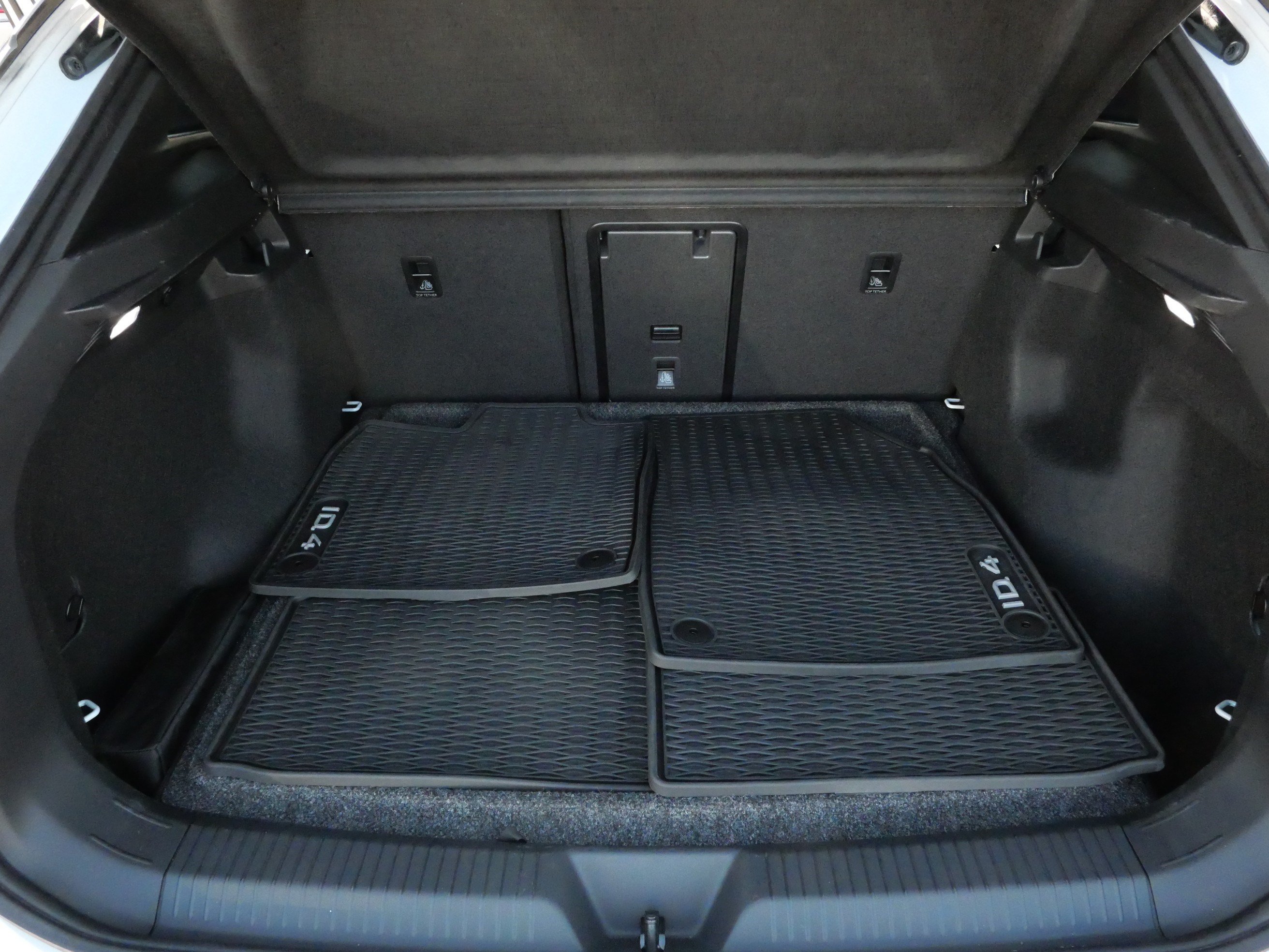 Certified 2025 Volkswagen ID.4 Pro S AWD/4WD image 18