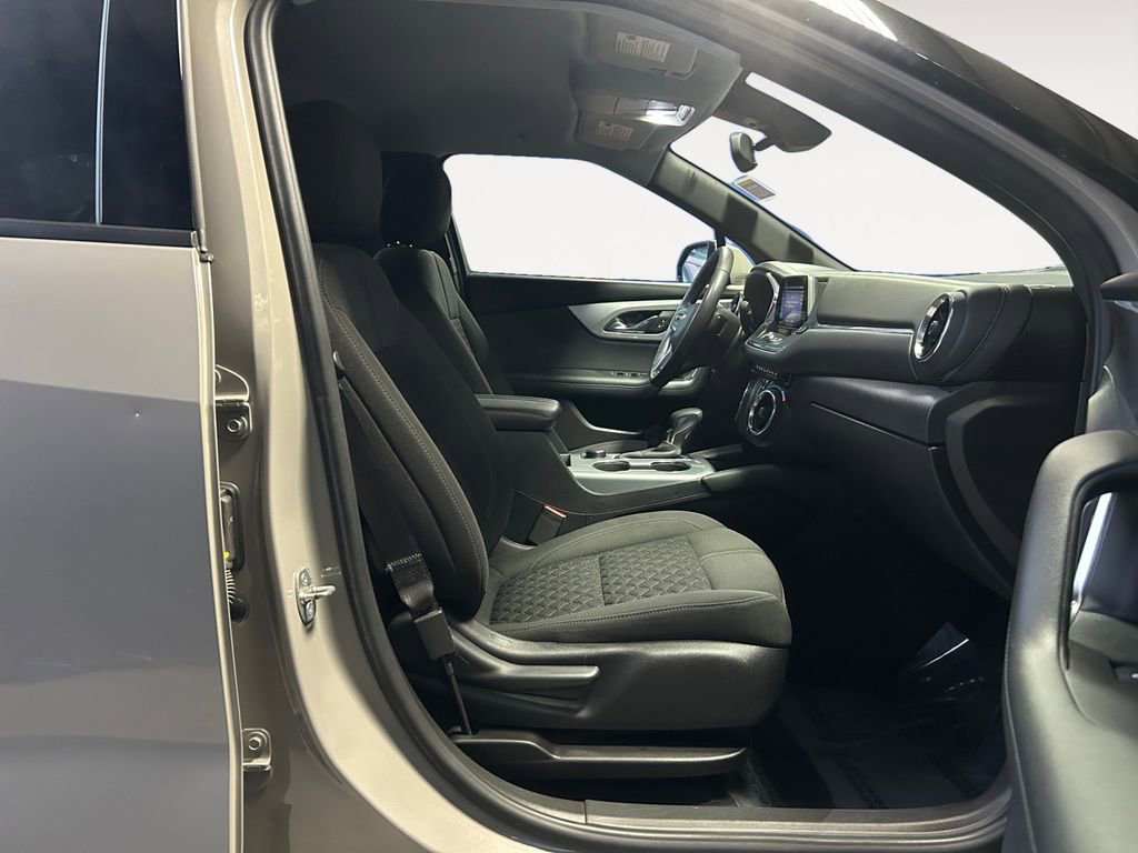 Used 2021 Chevrolet Blazer LT image 11