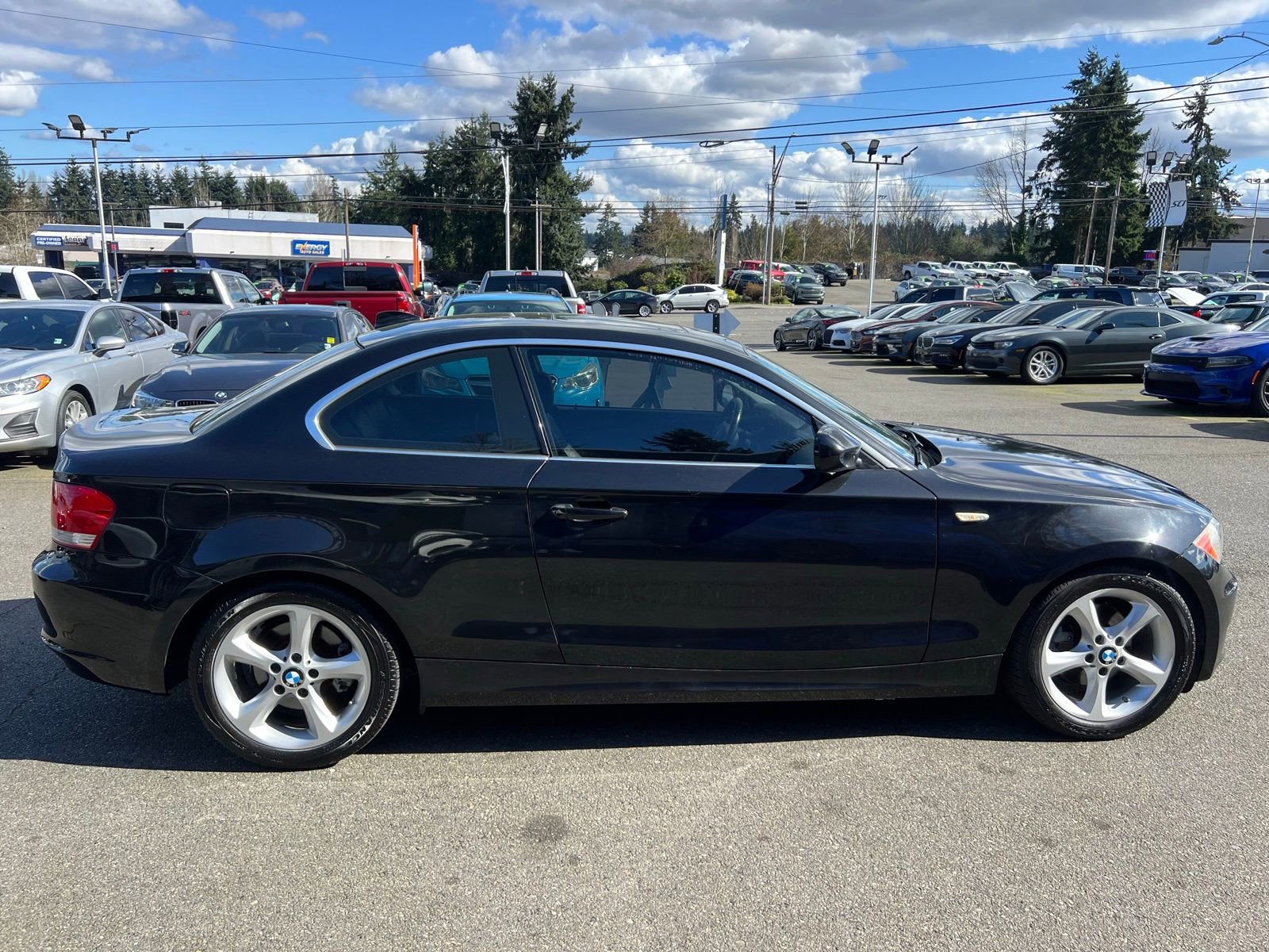 Used 2011 BMW 128i Coupe image 6
