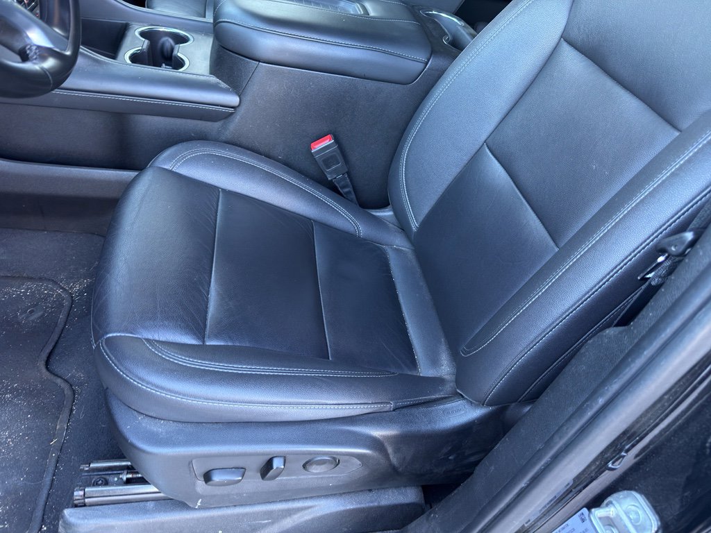 Used 2023 Chevrolet Suburban LT image 11