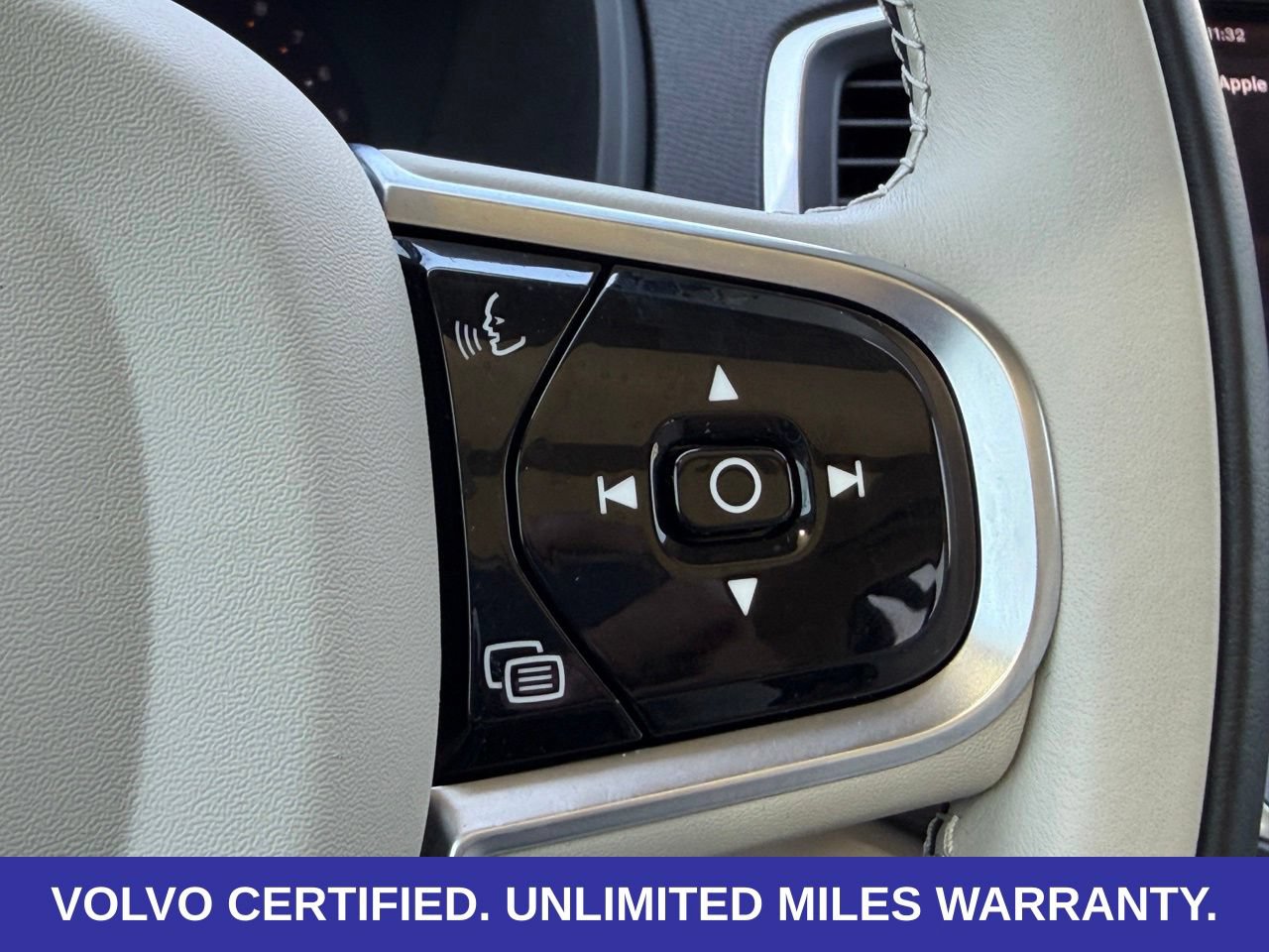 Certified 2024 Volvo XC90 B5 Core w/ Protection Package Premier AWD/4WD image 19