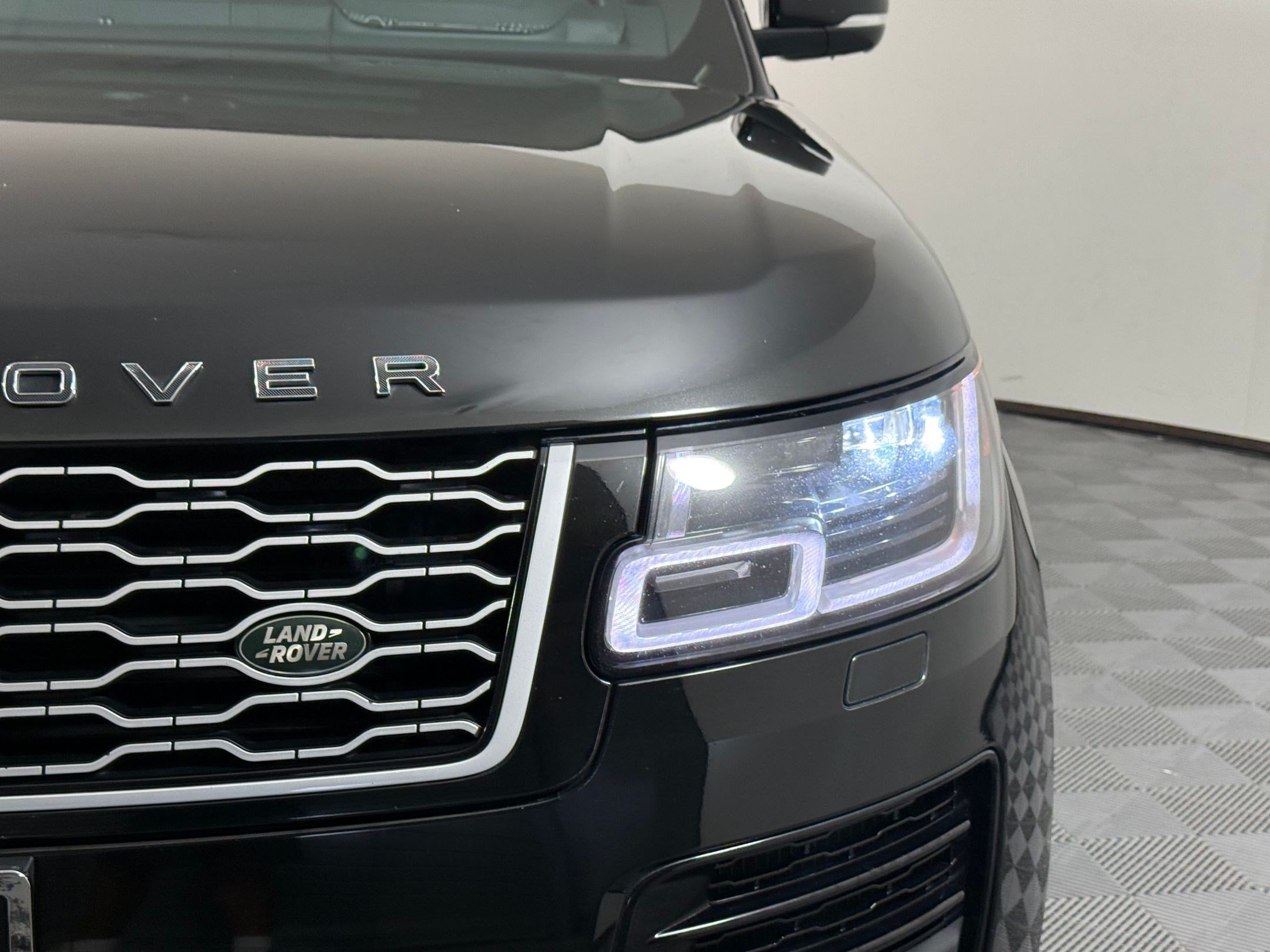 Used 2021 Land Rover Range Rover SV Autobiography Dynamic AWD/4WD image 12