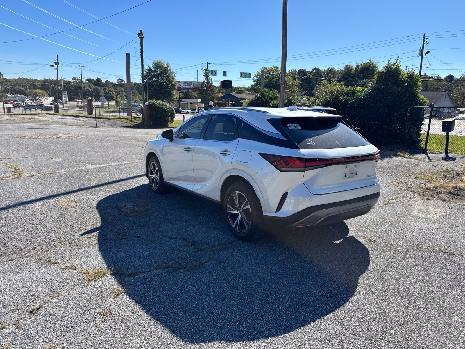 Used 2024 Lexus RX 350 Premium w/ Accessory Package (Z1) FWD image 3