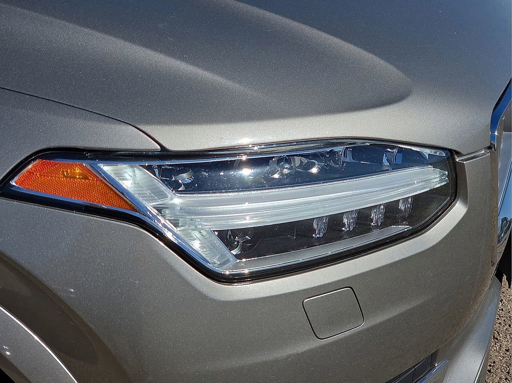 Used 2022 Volvo XC90 T6 Inscription w/ Advanced Package image 11