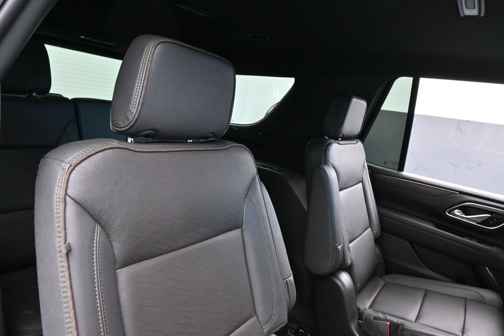 Used 2023 Chevrolet Tahoe High Country RWD image 47