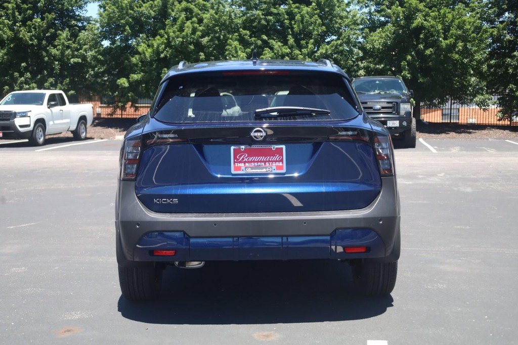New 2026 Nissan Kicks SV FWD image 5