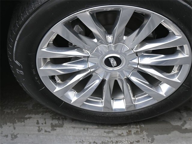 Used 2023 Cadillac Escalade Premium Luxury image 32