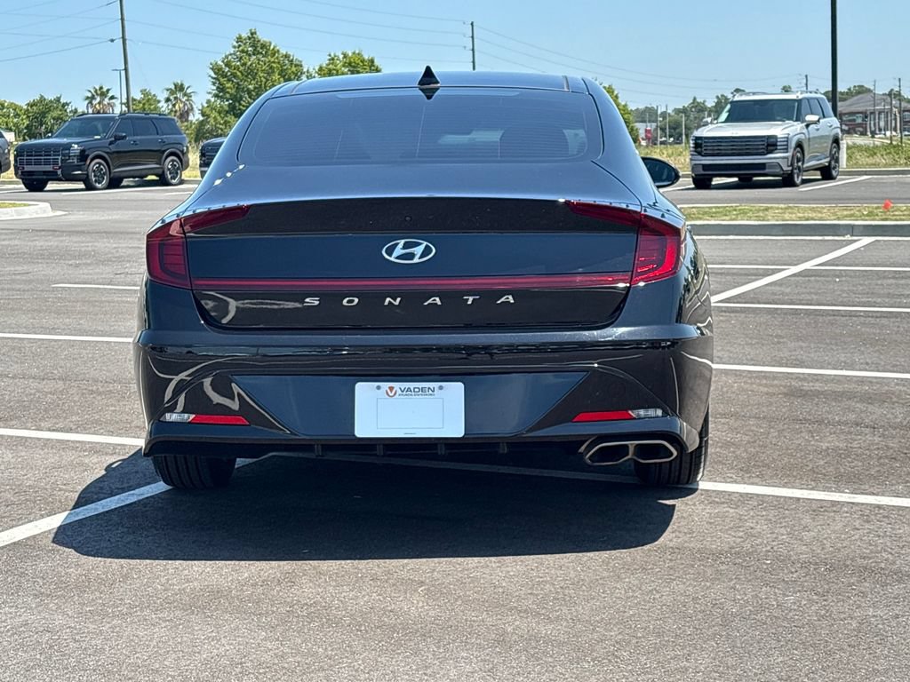 Certified 2022 Hyundai Sonata SEL w/ Convenience Package FWD image 32
