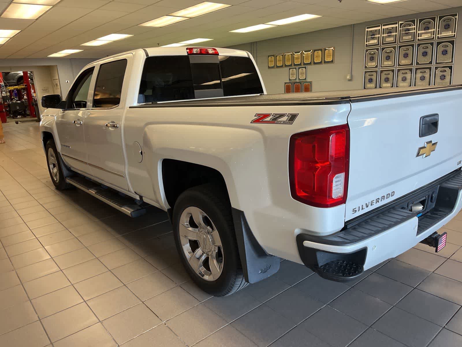 Used 2016 Chevrolet Silverado 1500 LTZ Z71 w/ LTZ Plus Package AWD/4WD image 10