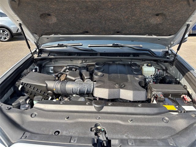 Used 2022 Toyota 4Runner SR5 Premium image 40