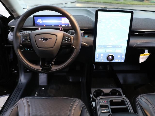 Used 2025 Ford Mustang Mach-E Premium AWD/4WD image 17